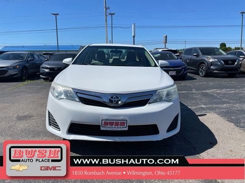 Used 2014 Toyota Camry LE FWD image 3