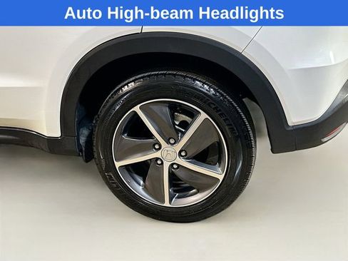 Used 2022 Honda HR-V EX image 8