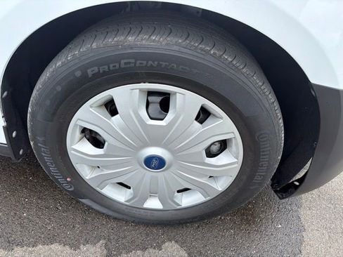 Used 2023 Ford Transit Connect XL FWD image 4