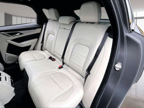 Used 2026 Jaguar F-PACE R-Dynamic S AWD/4WD image 20