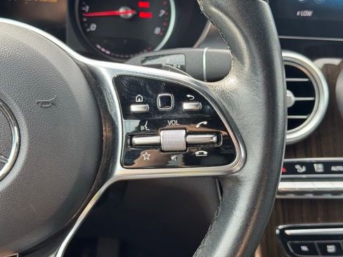 Used 2020 Mercedes-Benz GLC 300 4MATIC image 28