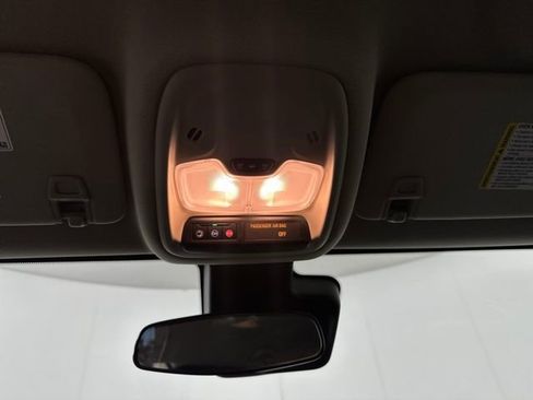 Used 2024 Buick Encore GX Sport Touring image 24