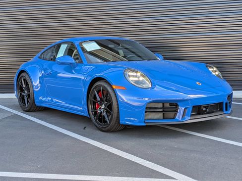 Certified 2025 Porsche 911 Carrera S RWD image 9