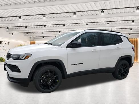 New 2026 Jeep Compass Latitude AWD/4WD image 5