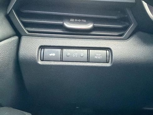 Used 2020 Nissan Altima 2.5 S FWD image 15