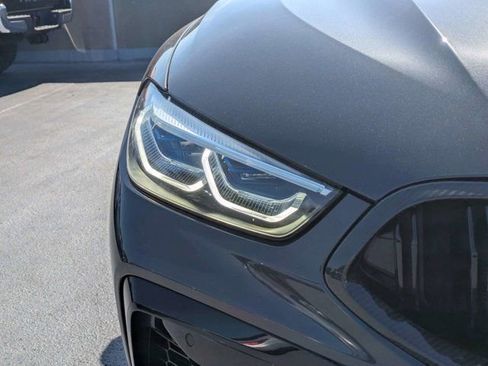 Used 2020 BMW M8 Coupe image 8