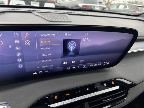 Certified 2025 Buick Enclave Sport Touring image 12