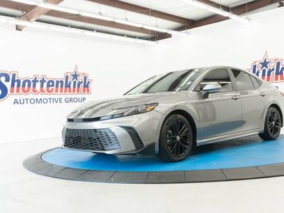 Used 2025 Toyota Camry SE