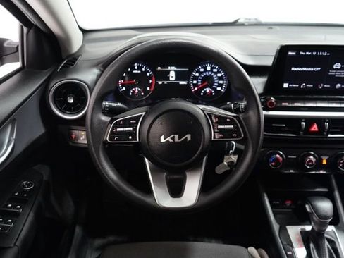 Used 2024 Kia Forte LXS w/ LXS Technology Package image 14