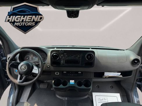 Used 2019 Mercedes-Benz Sprinter 170 image 21