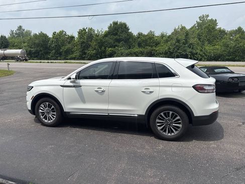 Used 2022 Lincoln Nautilus AWD w/ Premium Package image 6