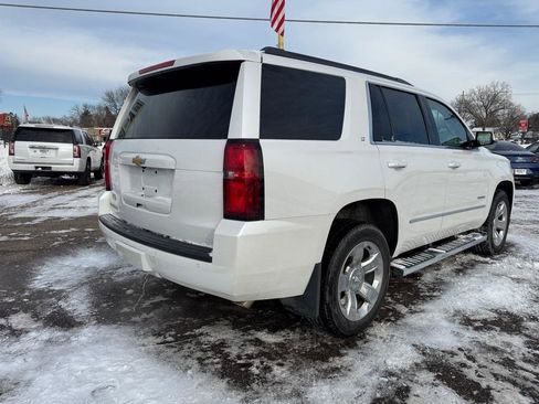 Used 2017 Chevrolet Tahoe LT w/ LT Signature Package AWD/4WD image 4