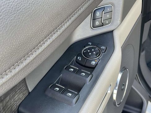 Used 2021 Ford Expedition Max Limited AWD/4WD image 8