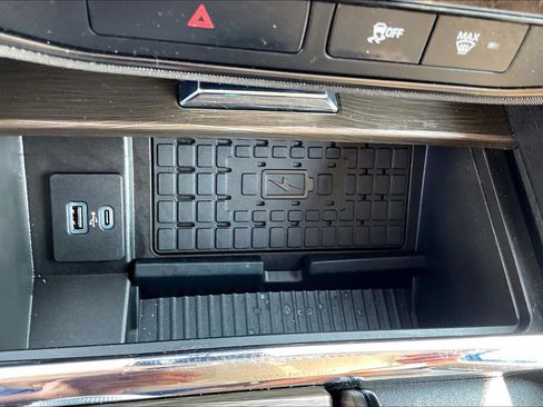 Certified 2023 Ford Expedition Limited AWD/4WD image 32