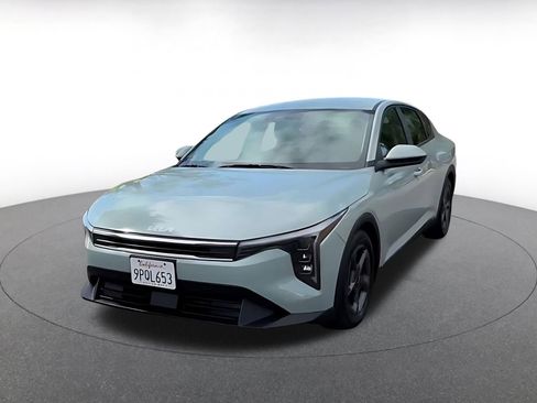 Used 2025 Kia K4 FWD image 7