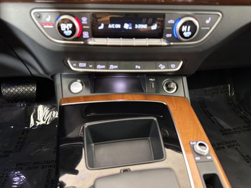 Certified 2023 Audi Q5 2.0T Premium w/ Convenience Package image 26
