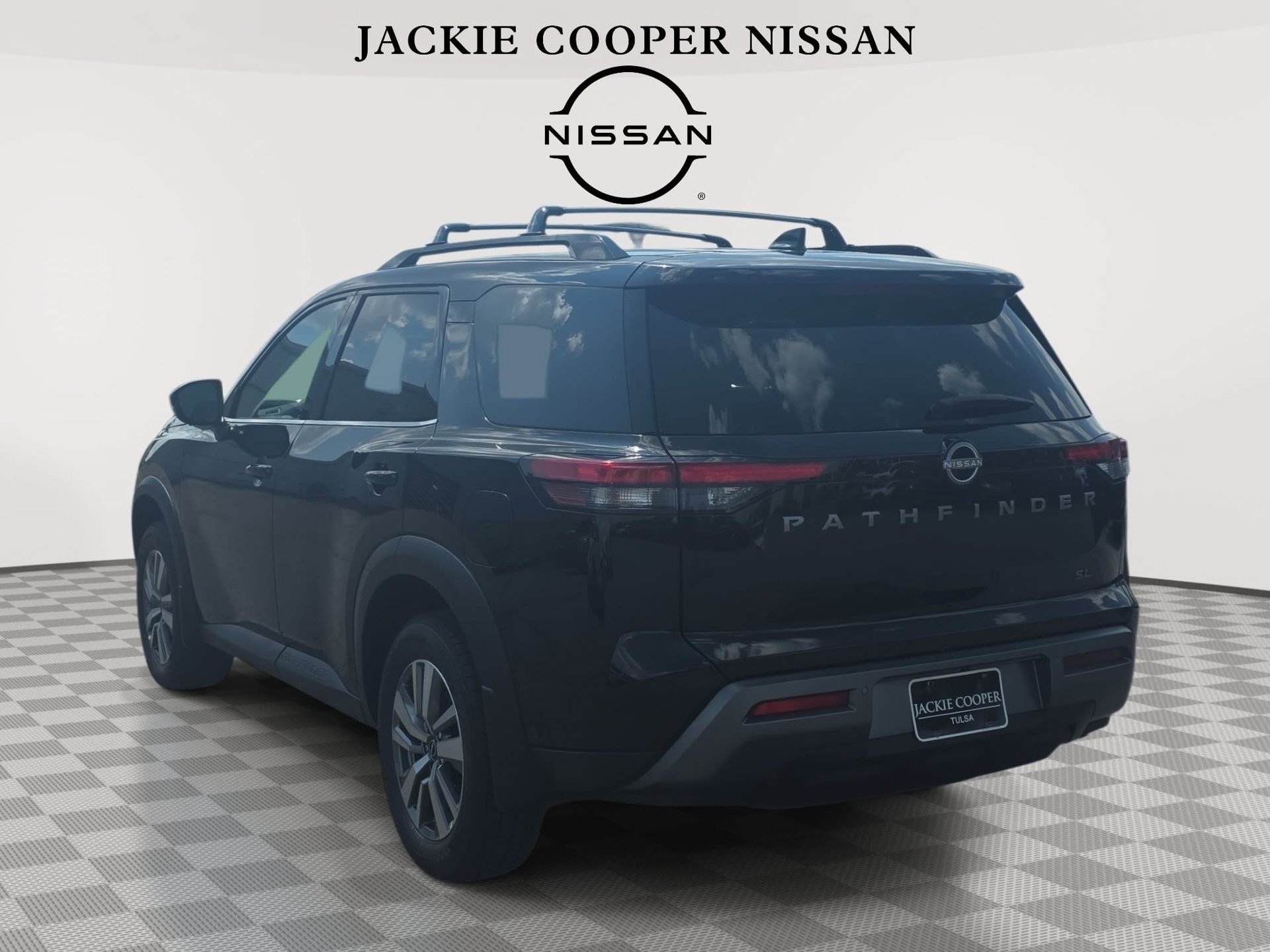 New 2026 Nissan Pathfinder SL FWD image 7
