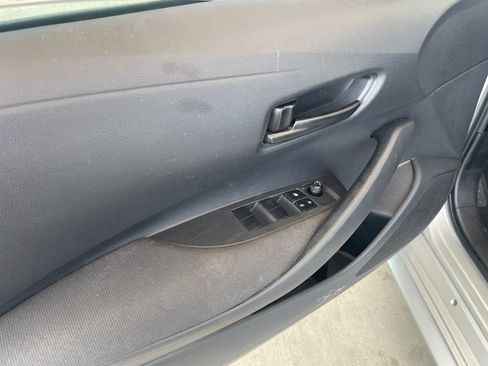 Used 2024 Toyota Corolla LE FWD image 18