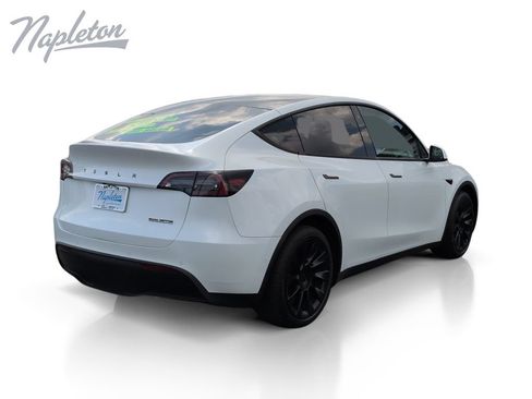 Used 2021 Tesla Model Y Long Range AWD/4WD image 6