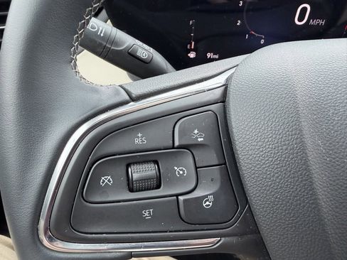 Used 2025 Buick Encore GX Avenir w/ Avenir Technology Package image 16