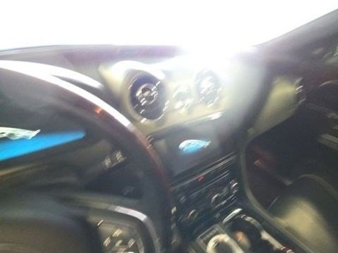 Used 2015 Jaguar XJ L Portfolio RWD image 17