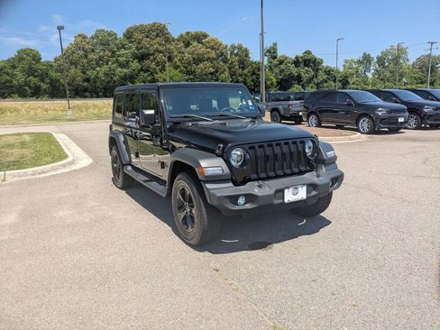 Used 2023 Jeep Wrangler Unlimited Sport AWD/4WD image 7