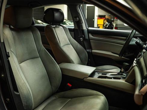 Used 2020 Honda Accord LX image 14