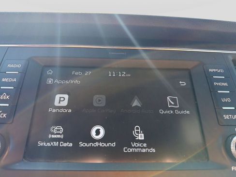 Used 2018 Kia Sedona LX w/ LX Essentials Premium Package image 26