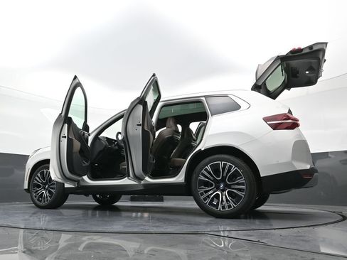 New 2026 BMW X3 xDrive30 w/ Premium Package AWD/4WD image 41