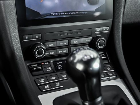 Used 2025 Porsche 718 Cayman RWD image 30