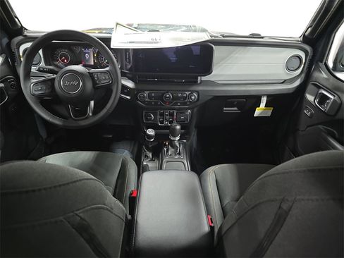 New 2026 Jeep Gladiator Sport image 9