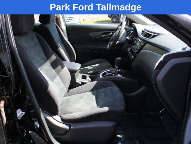 Used 2016 Nissan Rogue S AWD/4WD image 21
