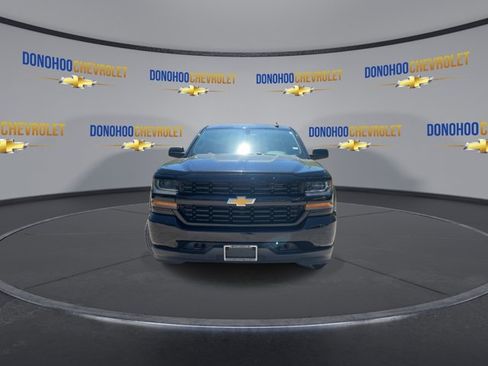 Used 2018 Chevrolet Silverado 1500 Custom w/ Custom Value Package RWD image 6