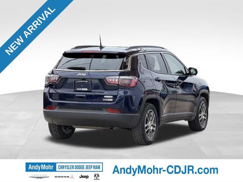 Used 2020 Jeep Compass Latitude FWD image 7