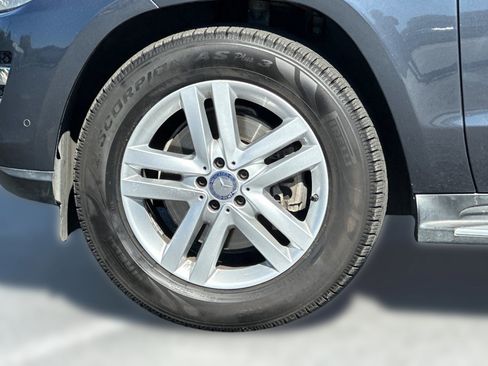 Used 2016 Mercedes-Benz GL 450 4MATIC image 12