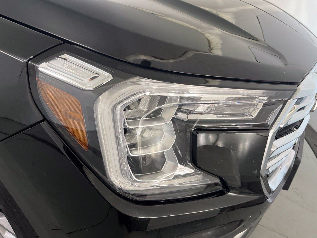 Used 2023 GMC Terrain SLT AWD/4WD image 35