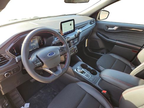 New 2026 Ford Escape ST-Line image 9