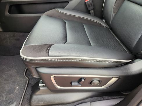 New 2026 RAM 1500 Laramie w/ Night Edition image 20