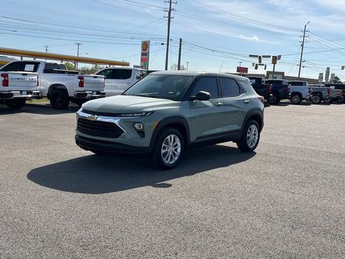 New 2026 Chevrolet TrailBlazer LS FWD image 9