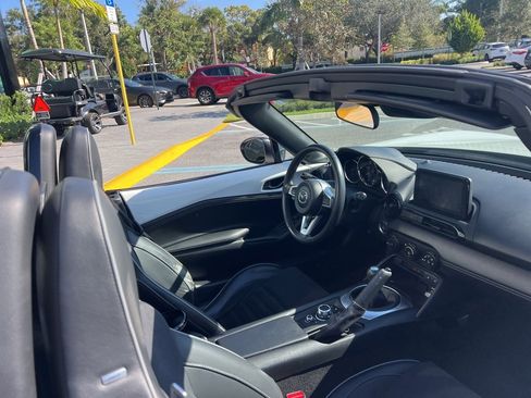 Used 2023 MAZDA MX-5 Miata Club w/ Brembo/BBS Recaro Package image 19