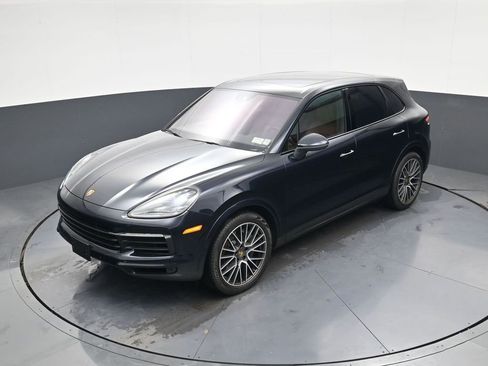 Used 2019 Porsche Cayenne S image 25