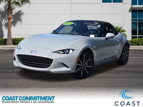 Certified 2025 MAZDA MX-5 Miata Grand Touring w/ Weather Package RWD image 1