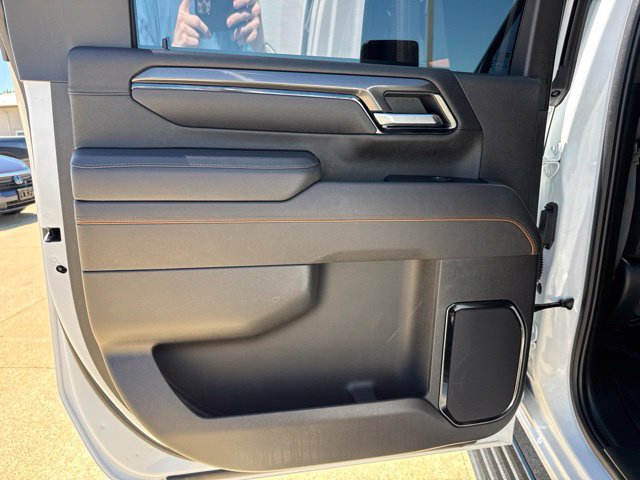 Used 2025 GMC Sierra 2500 AT4 w/ AT4 Premium Plus Package AWD/4WD image 22