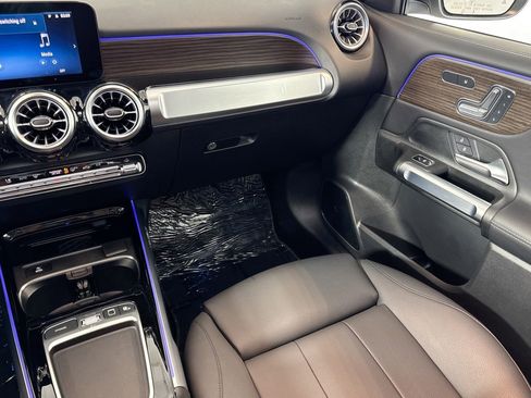 Used 2026 Mercedes-Benz GLB 250 image 22
