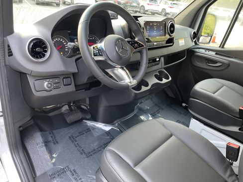 New 2026 Mercedes-Benz Sprinter 2500 image 21