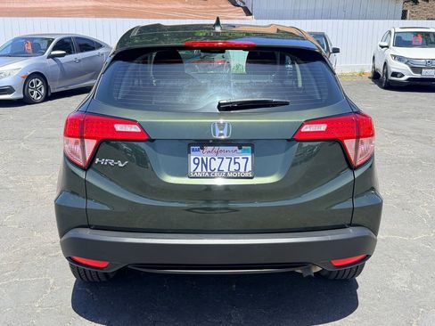 Used 2017 Honda HR-V LX image 5