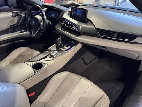 Used 2015 BMW i8 AWD/4WD image 5