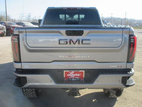 New 2026 GMC Sierra 2500 AT4 w/ AT4 Premium Plus Package image 6