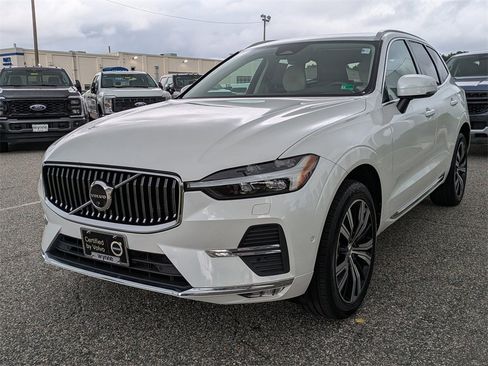 Certified 2022 Volvo XC60 B6 Inscription w/ Advanced Package image 8