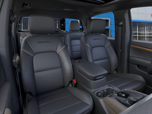 New 2026 GMC Canyon Denali AWD/4WD image 16
